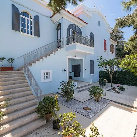 Monte Smith Hill Apartment *