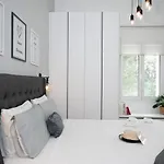 Monte Smith Hill Apartment